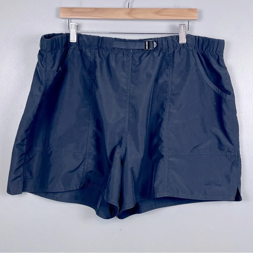 Lands End Outdoors Women's Belted Polyester HIking Shorts Size XL; Outdoor